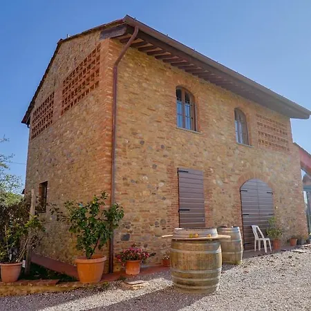 Vineyard - In A Tuscan Farm With Wi-fi Apartament